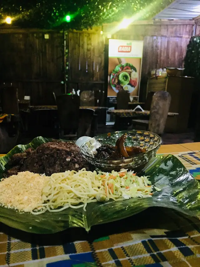 A Ghanaian waakye dish